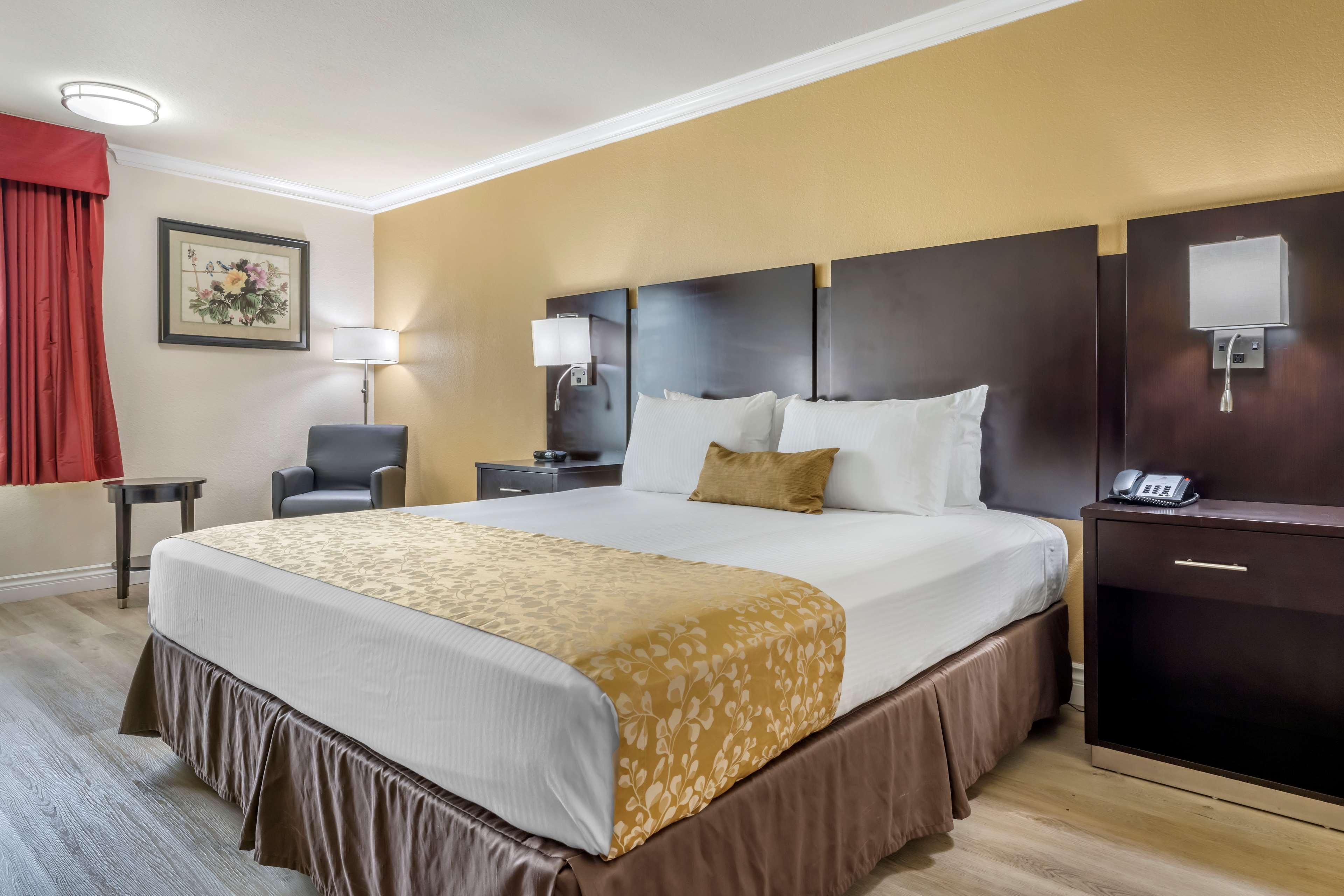 Best Western Plus South Bay Hotel Lawndale Bagian luar foto