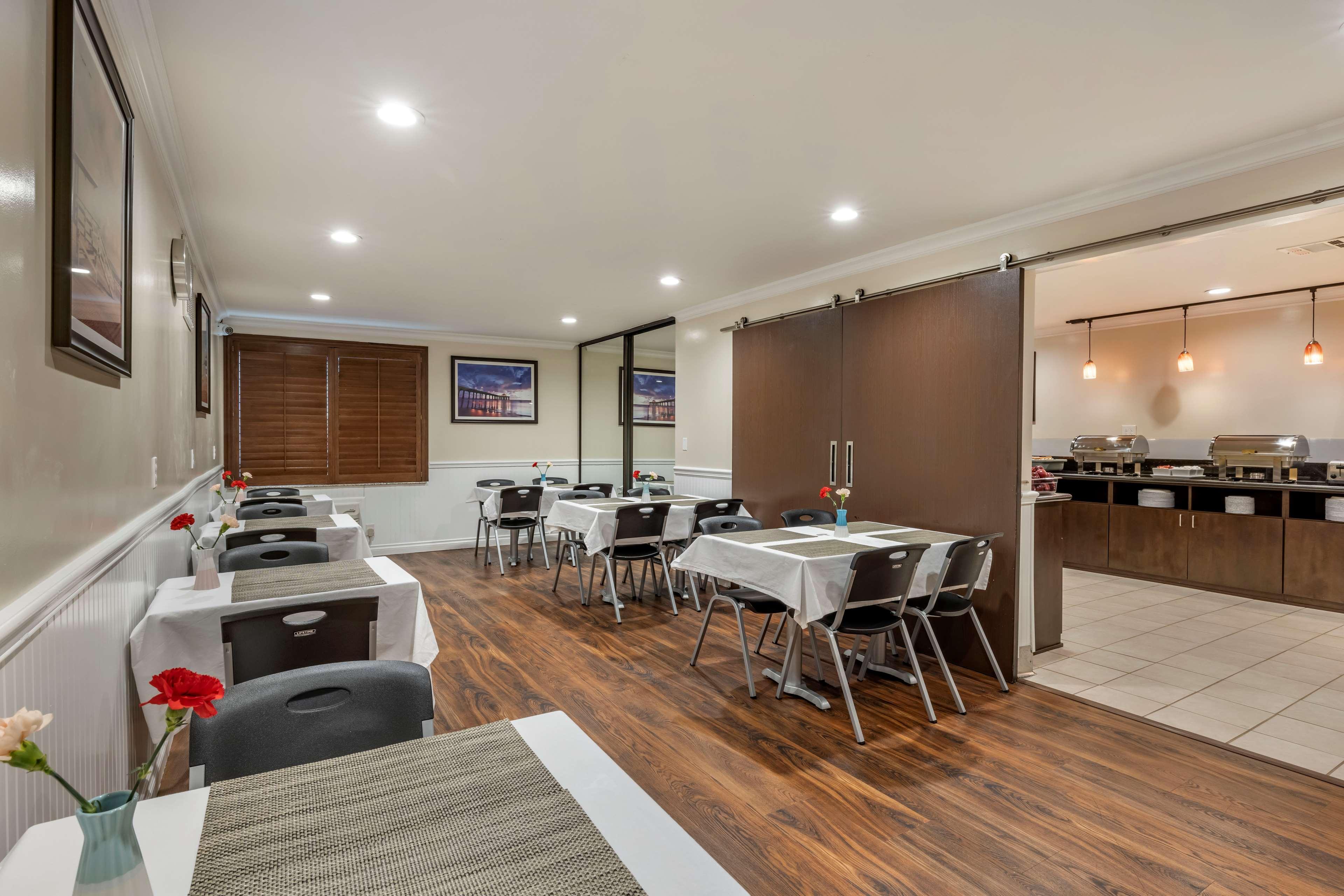 Best Western Plus South Bay Hotel Lawndale Bagian luar foto