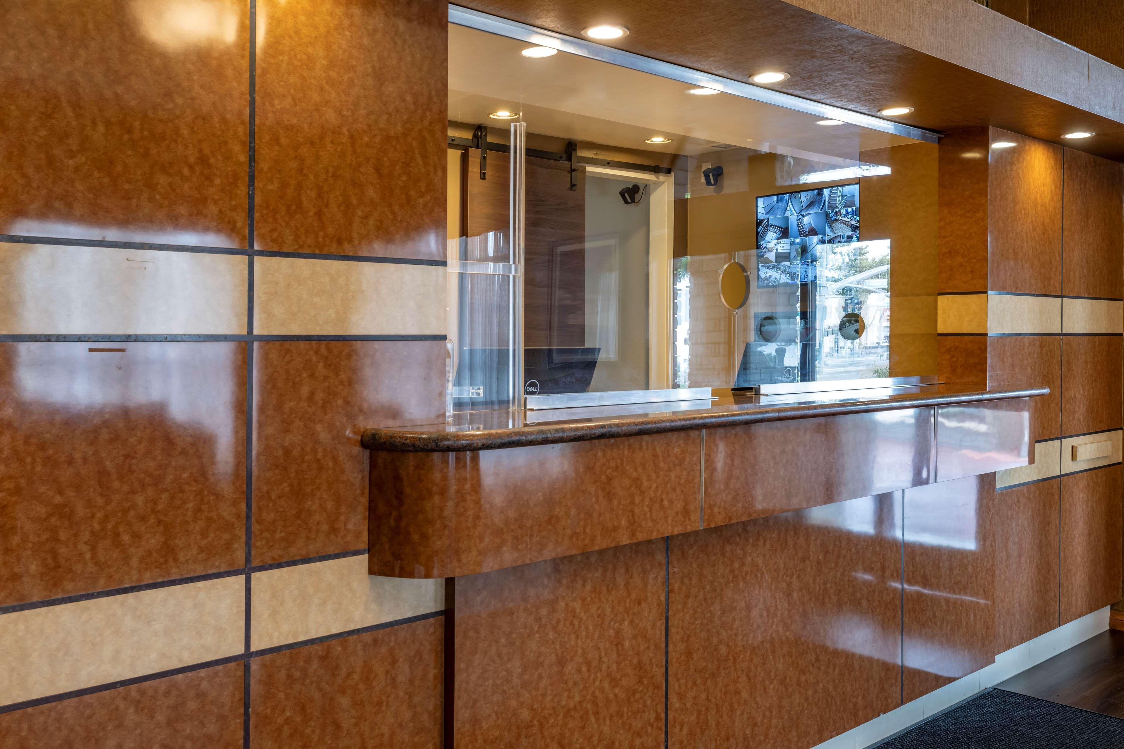 Best Western Plus South Bay Hotel Lawndale Bagian luar foto